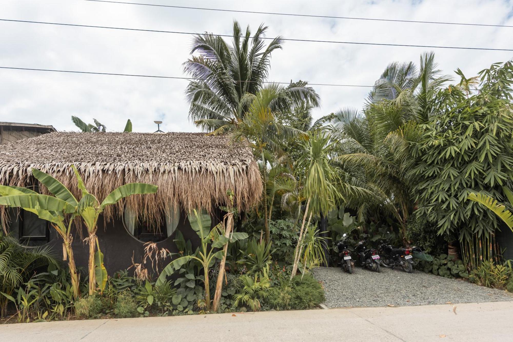 Zahara House Siargao Apartamento Catangnan Exterior foto